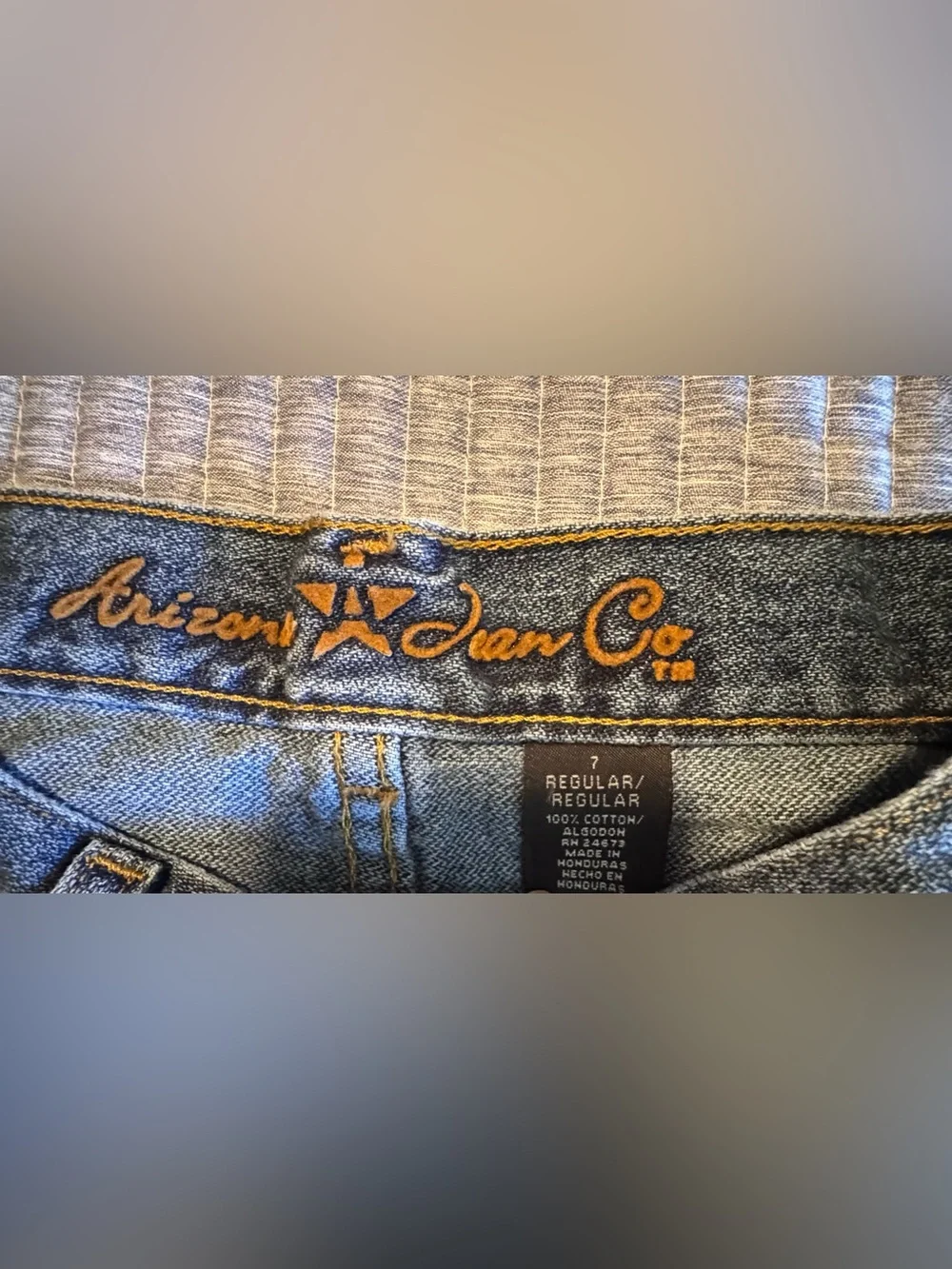 Bundle 7 For All Mankind Jeans Bootcut and Skinny.